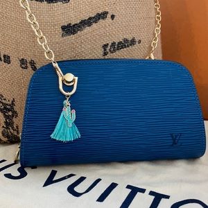 Louis Vuitton Epi Dauphine